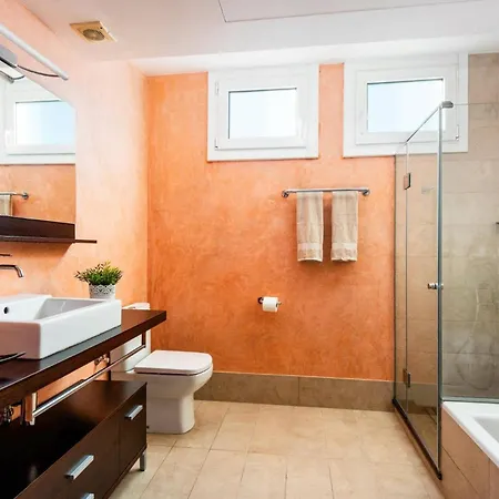 Julianne 4 Bedroom Villa, Calan Blanes Villa Cala'N Blanes (Menorca)