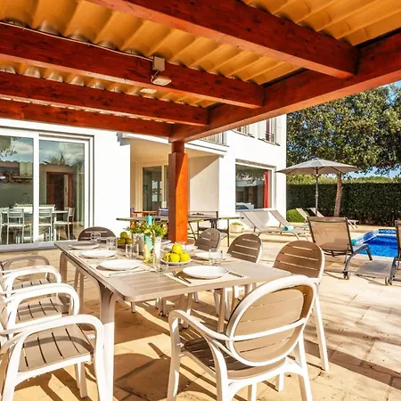Villa Julianne 4 Bedroom Villa, Calan Blanes