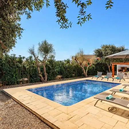 Julianne 4 Bedroom Villa, Calan Blanes Cala'N Blanes (Menorca)
